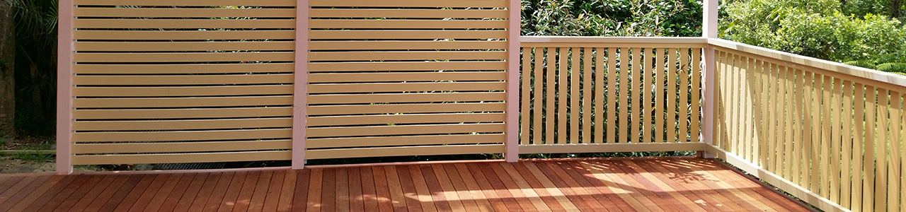 s3-Pergola-privacy-screen-timber-decking-Frenchs-Forest